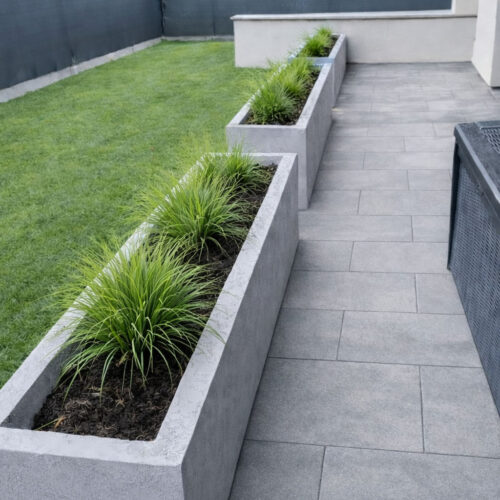 Podłużne donice na wymiar widok z góry