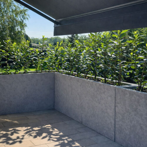 Donice na wymiar jako ogrodzenie